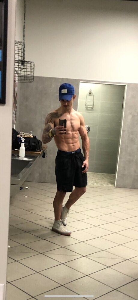 Nagie wyciekłe zdjęcie OnlyFans od Krue