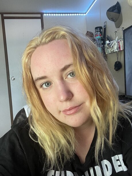 Nagie wyciekłe zdjęcie OnlyFans od Emma Dawn