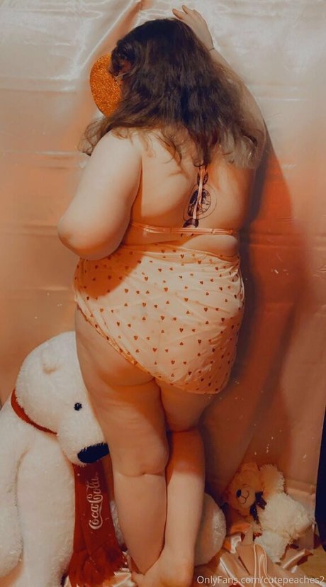 Nagie wyciekłe zdjęcie OnlyFans od Cutepeaches2