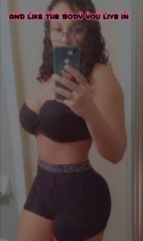 Nagie wyciekłe zdjęcie OnlyFans od Ravenofchaos