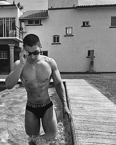Nagie wyciekłe zdjęcie OnlyFans od Sebastian