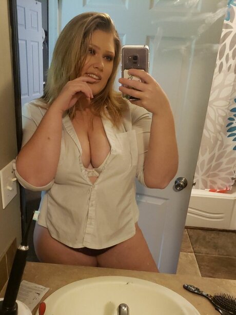 Nagie wyciekłe zdjęcie OnlyFans od Hannah