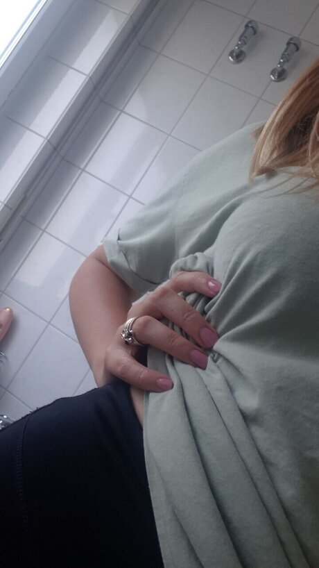 Nagie wyciekłe zdjęcie OnlyFans od Stella22m