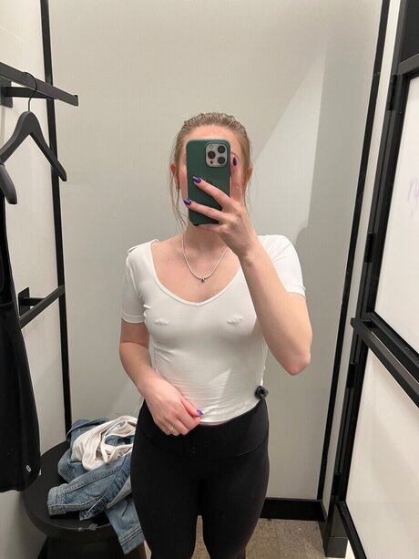 Nagie wyciekłe zdjęcie OnlyFans od Lucy