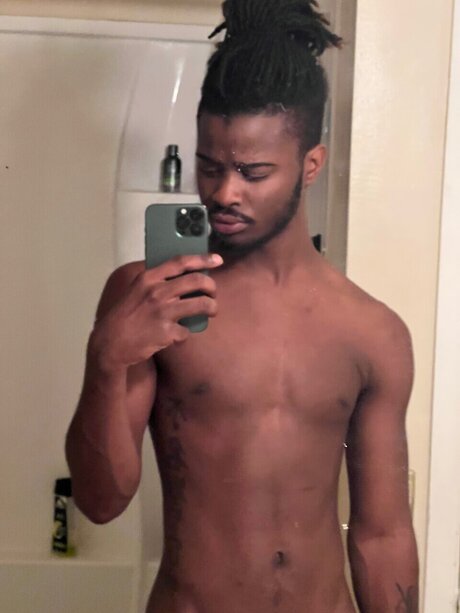 Nagie wyciekłe zdjęcie OnlyFans od Big Fella