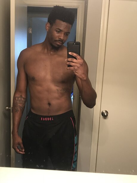 Nagie wyciekłe zdjęcie OnlyFans od Shadow