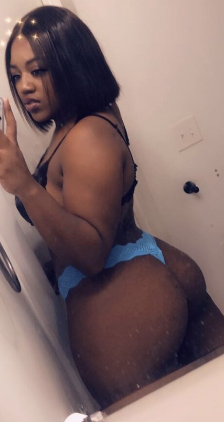 Nagie wyciekłe zdjęcie OnlyFans od Moneymakingdae