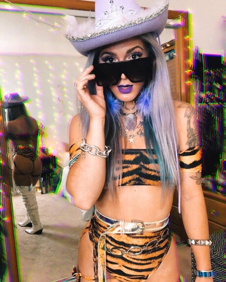 Nagie wyciekłe zdjęcie OnlyFans od Lady Lana