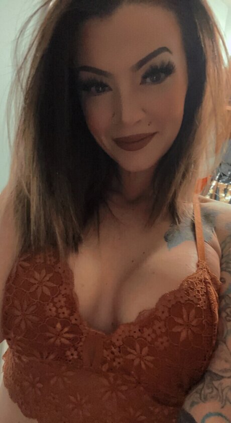 Nagie wyciekłe zdjęcie OnlyFans od Brinny