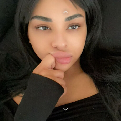Nagie wyciekłe zdjęcie OnlyFans od 