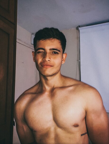 Nagie wyciekłe zdjęcie OnlyFans od Augusto