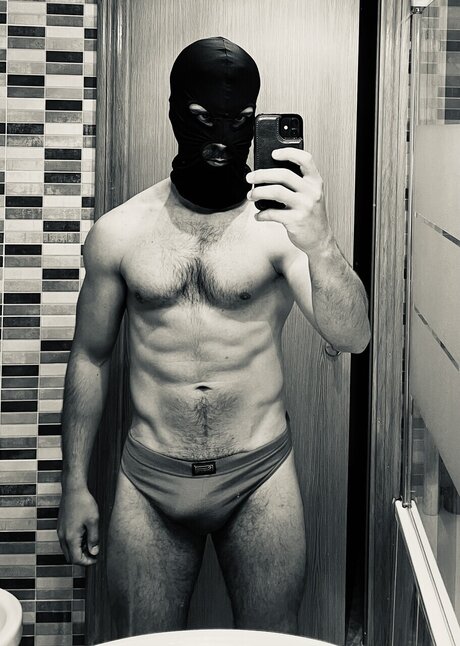 Nagie wyciekłe zdjęcie OnlyFans od Masked Stud