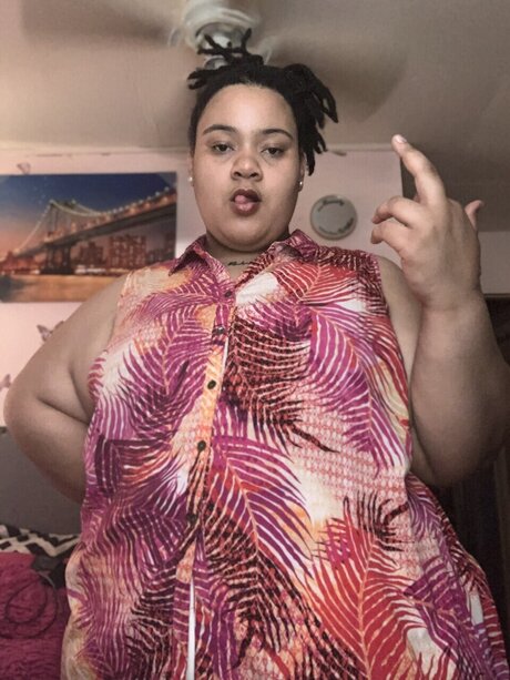 Nagie wyciekłe zdjęcie OnlyFans od Curvyredd
