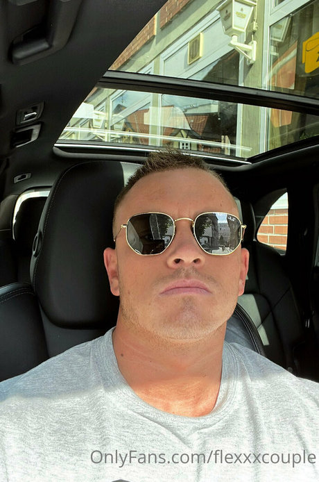 Flexxxcouple