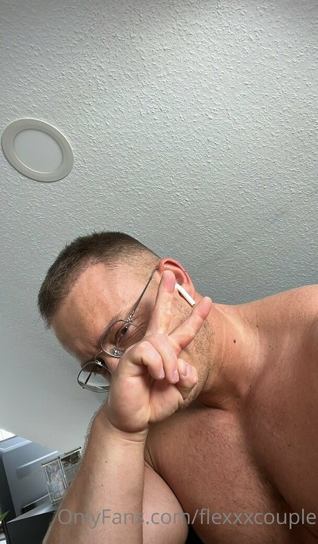 Flexxxcouple