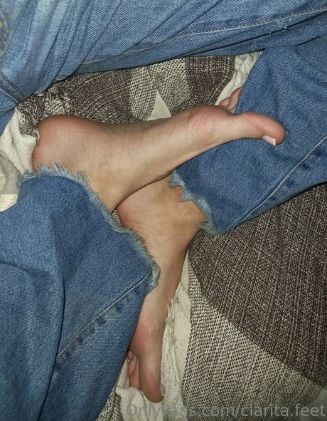 Clarita.feet