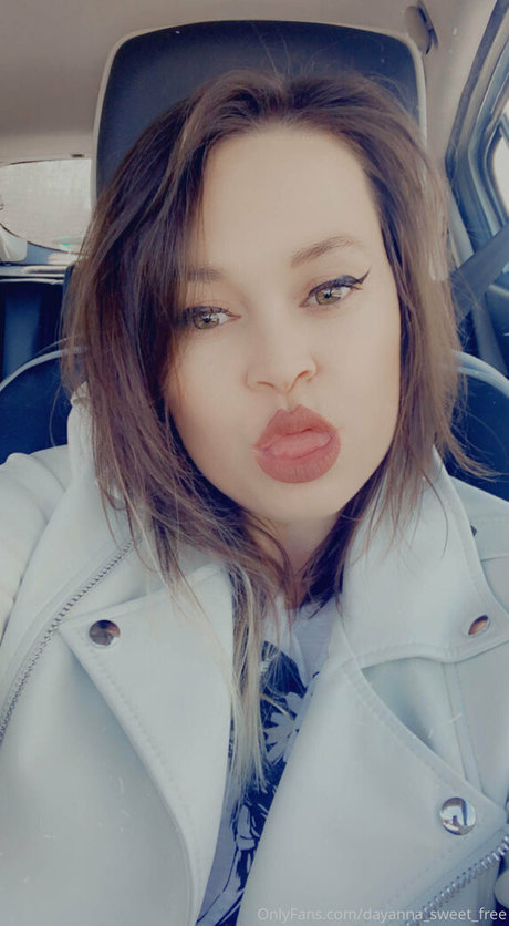 Dayanna_sweet_free