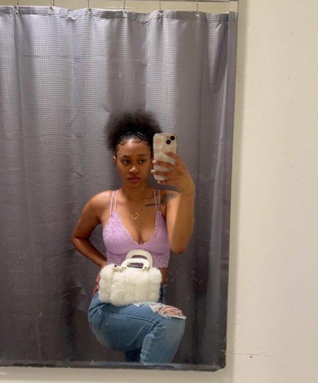 Nagie wyciekłe zdjęcie OnlyFans od Callmecoconasty