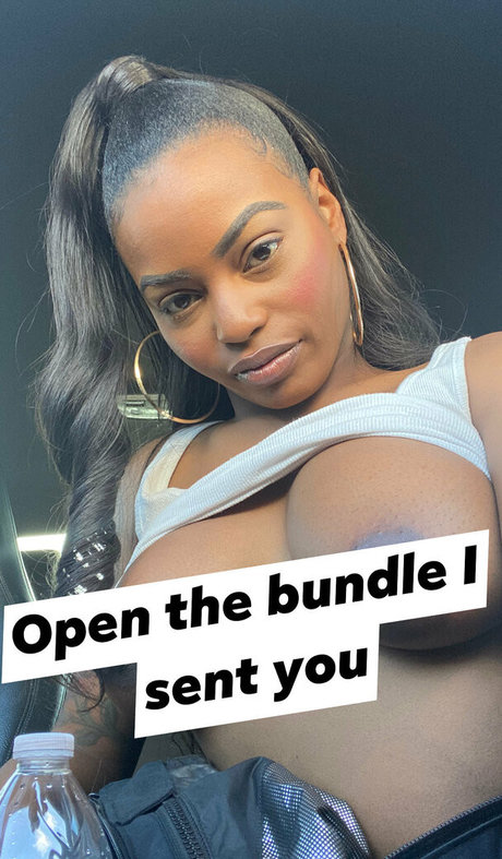 Nagie wyciekłe zdjęcie OnlyFans od Baddiejess1