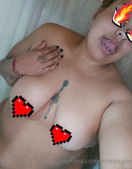 Nagie wyciekłe zdjęcie OnlyFans od Miisscurve