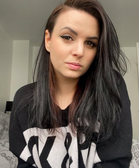 Emma Blackery
