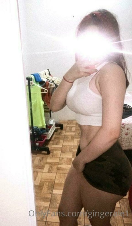 Nagie wyciekłe zdjęcie OnlyFans od Raffaellat