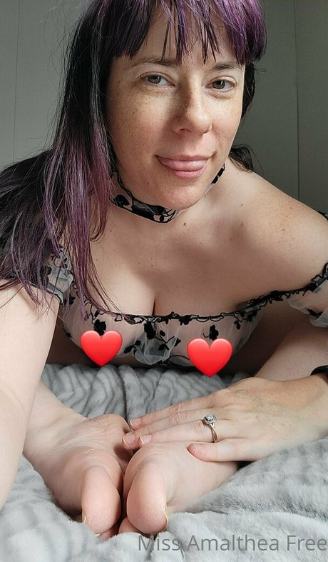 Miss_amalthea_free