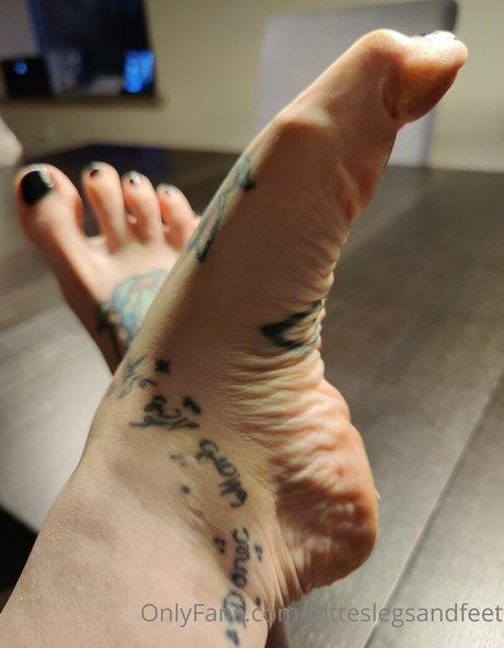 Ditteslegsandfeet