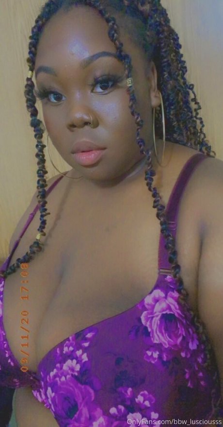 Nagie wyciekłe zdjęcie OnlyFans od Bbwlusciousss