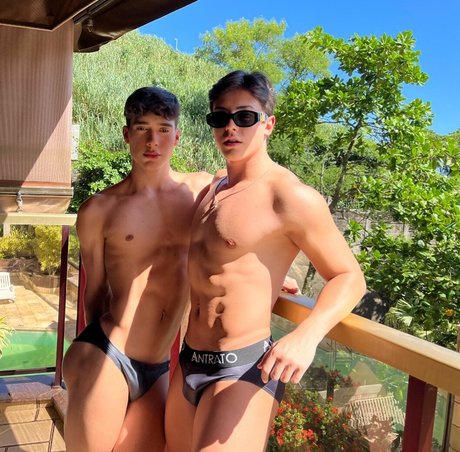Nagie wyciekłe zdjęcie OnlyFans od Zelonguinho