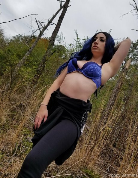 Poppycarminexxx