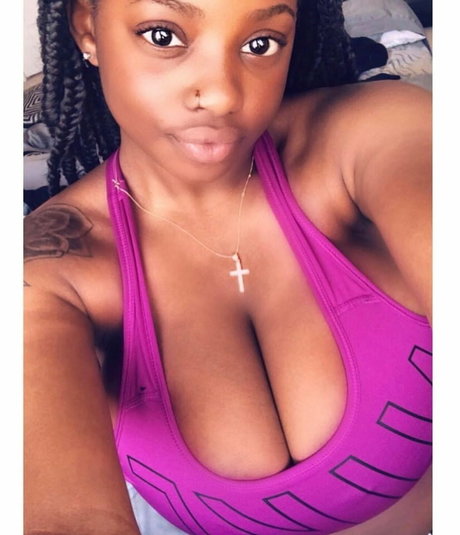 Nagie wyciekłe zdjęcie OnlyFans od Itstaviaa