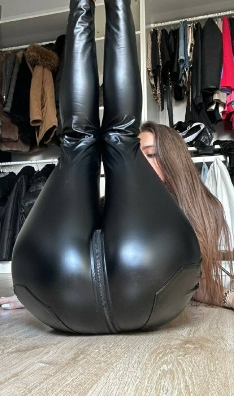 Nagie wyciekłe zdjęcie OnlyFans od Anitaflexi