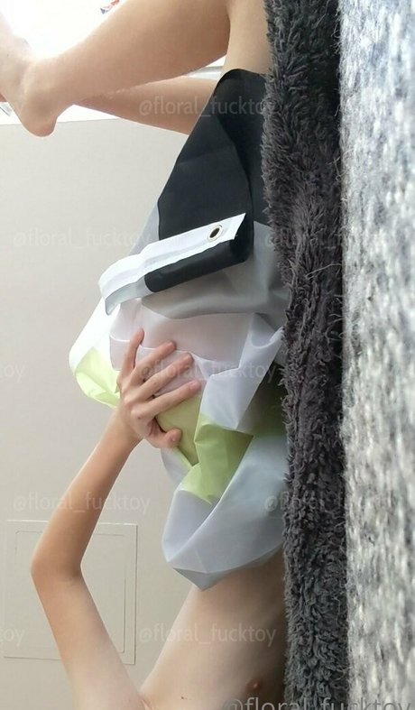 Floral_fucktoy