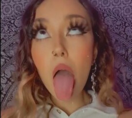 Nagie wyciekłe zdjęcie OnlyFans od Spitbabiee