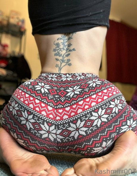 Nagie wyciekłe zdjęcie OnlyFans od Kashmirr007