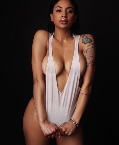 Nagie wyciekłe zdjęcie OnlyFans od Xxlunaxxluxz