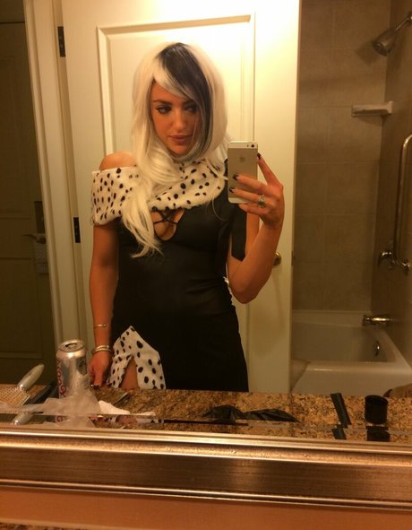 Lauren Bedford Russell