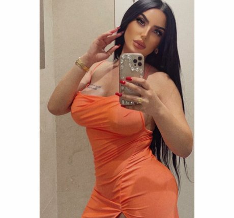 Nagie wyciekłe zdjęcie OnlyFans od Wejdan Benarous