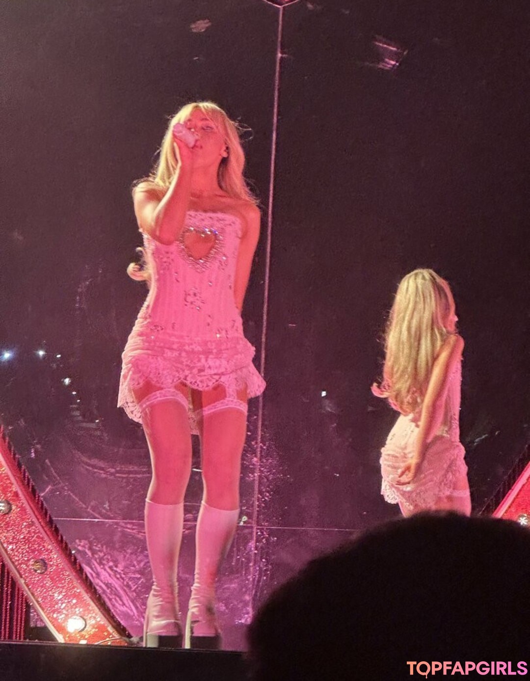 Nagie wyciekłe zdjęcie OnlyFans od Sabrina Carpenter #1217