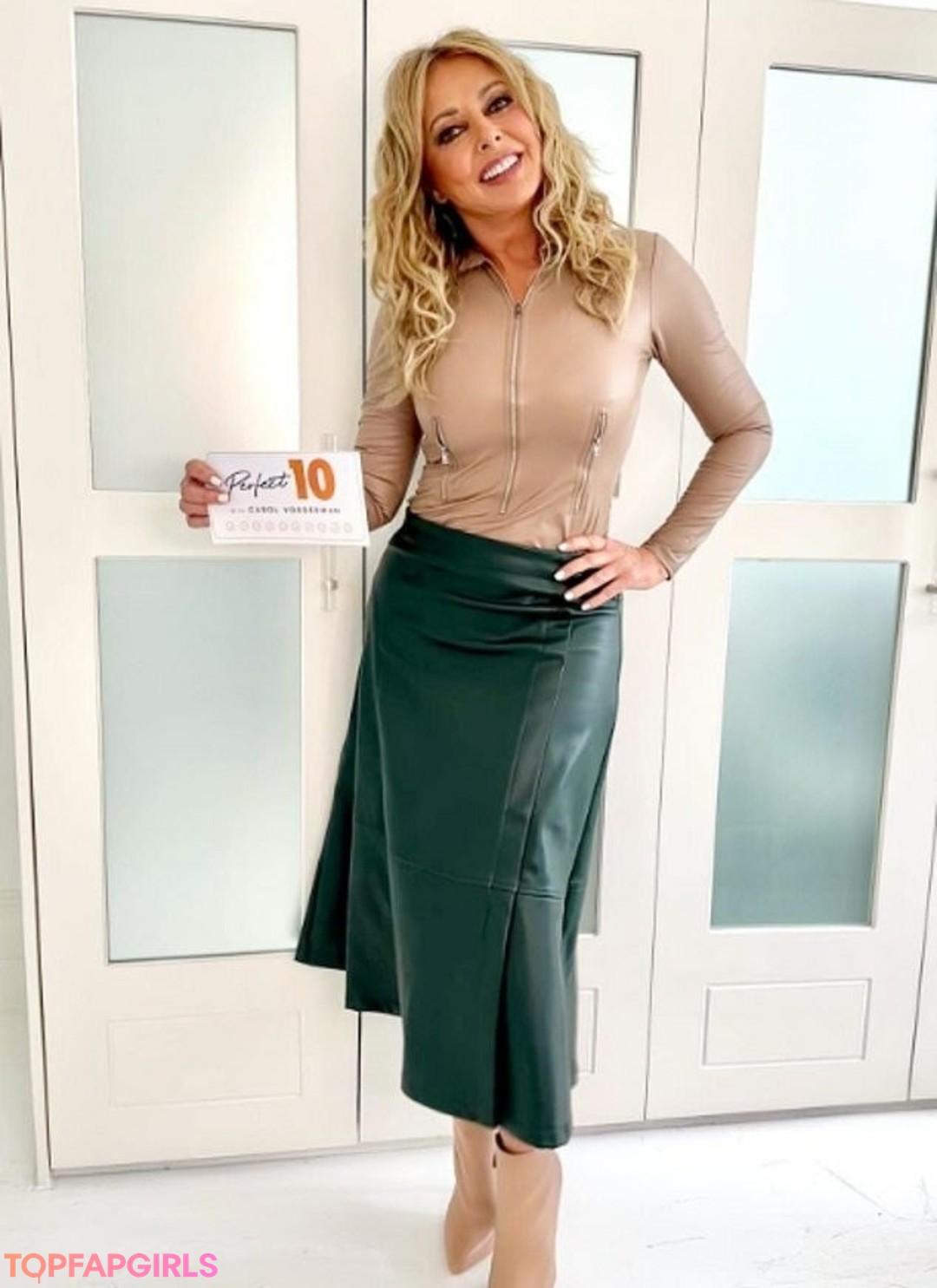 Nagie wyciekłe zdjęcie OnlyFans od Carol Vorderman #1051