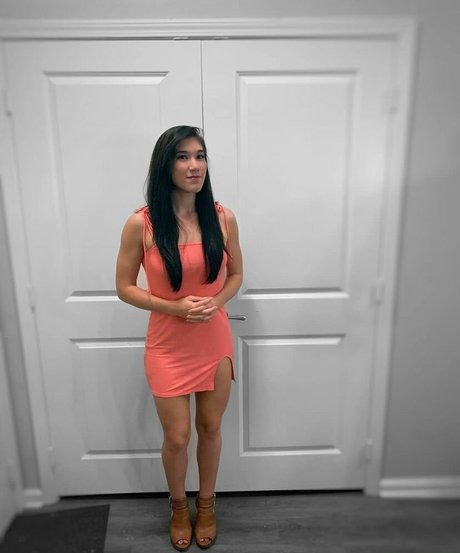 Nagie wyciekłe zdjęcie OnlyFans od Sylvia Morton