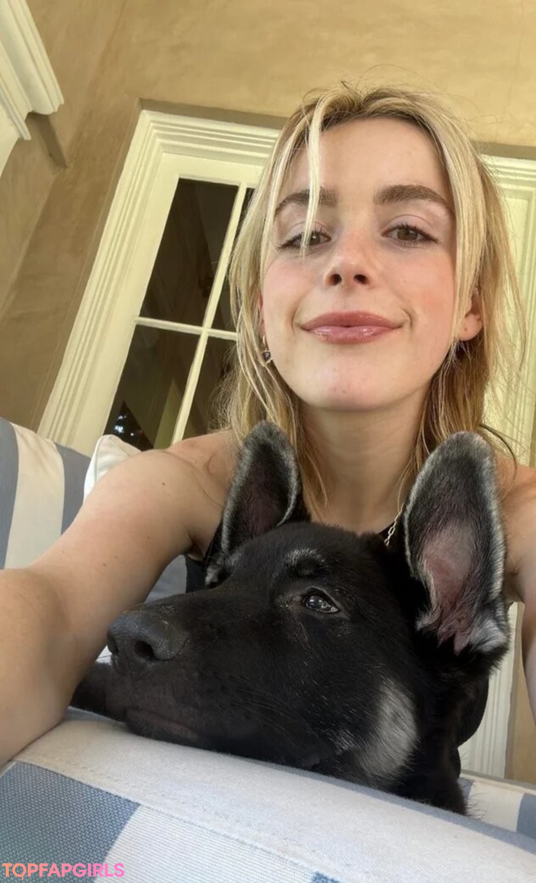 Nagie wyciekłe zdjęcie OnlyFans od Kiernan Shipka #1374