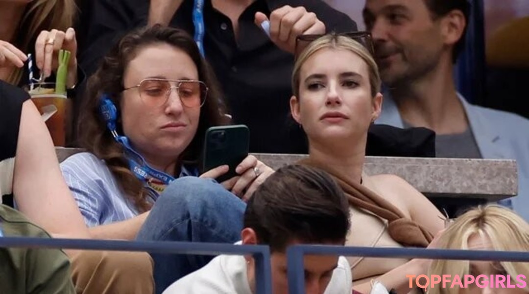 Nagie wyciekłe zdjęcie OnlyFans od Kiernan Shipka #1576