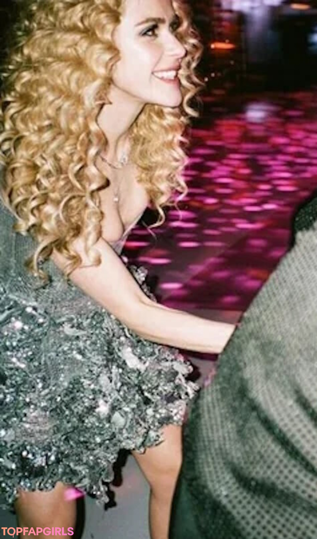 Nagie wyciekłe zdjęcie OnlyFans od Kiernan Shipka #1624