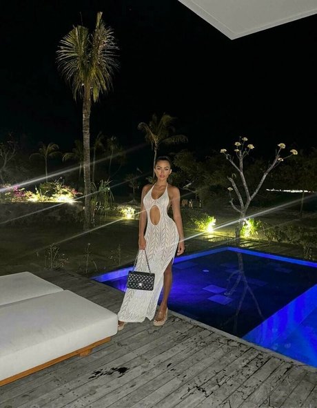 Sexy_petite_asian_girl