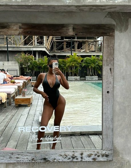 Nagie wyciekłe zdjęcie OnlyFans od Sexypetiteasiangirl