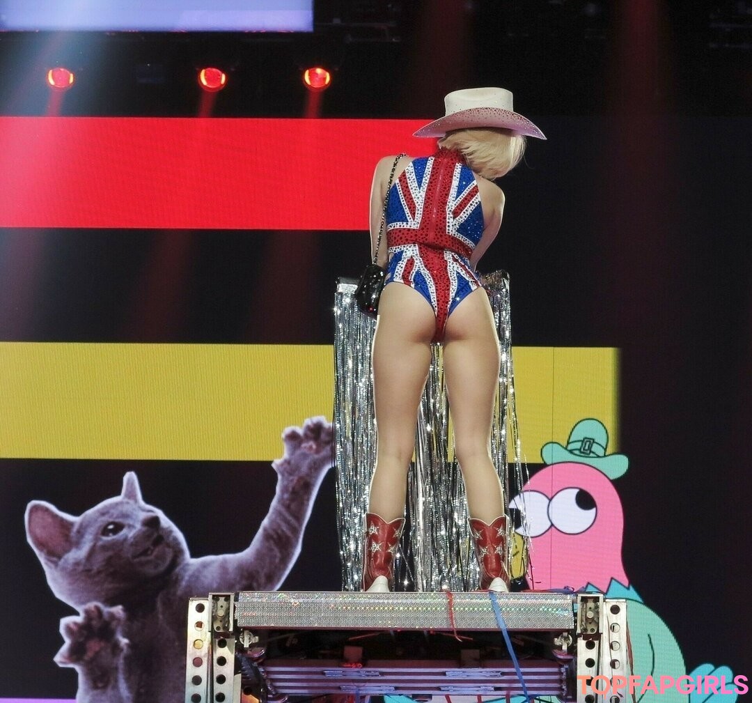 Nagie wyciekłe zdjęcie OnlyFans od Miley Cyrus #1055