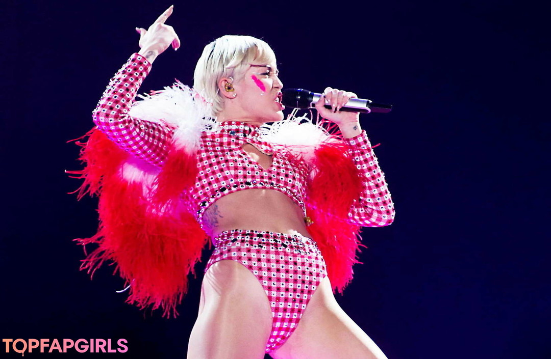 Nagie wyciekłe zdjęcie OnlyFans od Miley Cyrus #1405