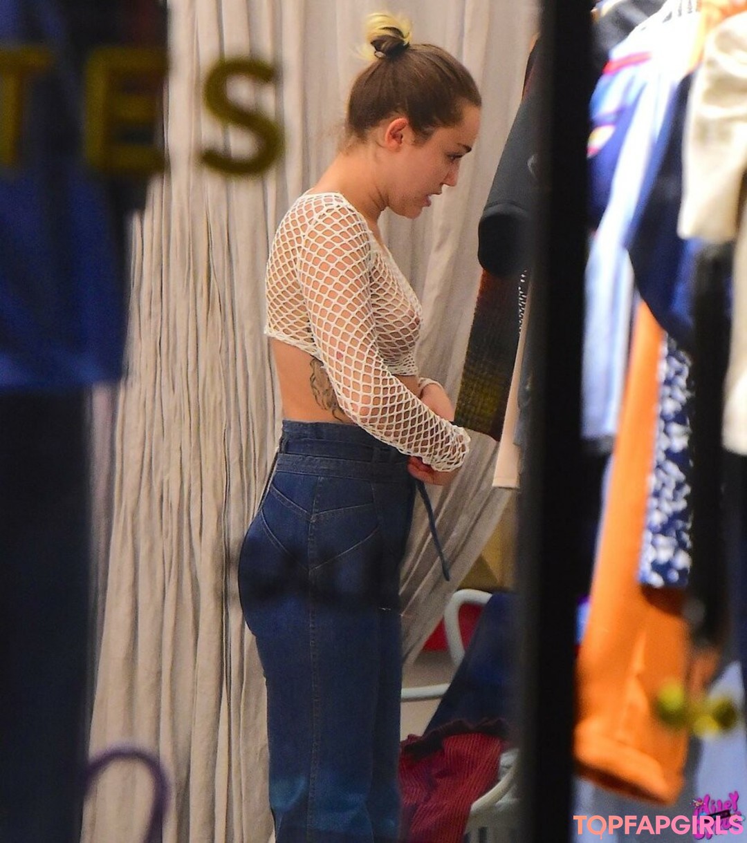 Nagie wyciekłe zdjęcie OnlyFans od Miley Cyrus #1588